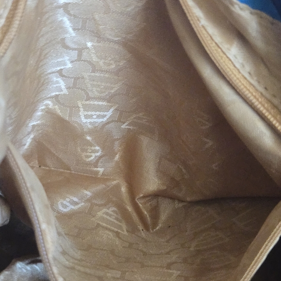 Vintage Kathy Van Zeeland Red and Blue Shoulder Bags - Picture 12 of 12